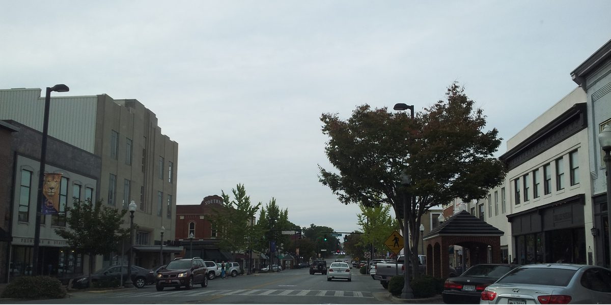 Florence, Alabama — City in and county seat of Lauderdale County, Alabama